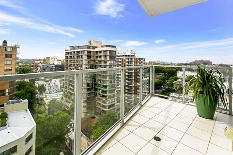 Vibrant Inner City Apartment SHIL2 - Accommodation Bookings 3