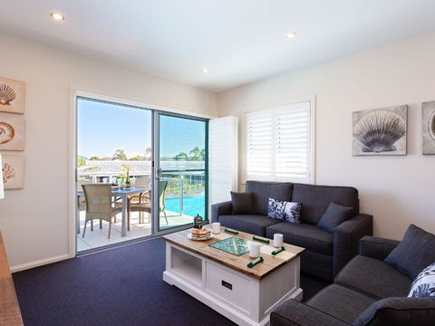 Oaks Pacific Blue 278 265 Sandy Point Road - Accommodation Bookings 4