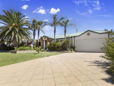 DIAMOND BAY RETREAT SORRENTO - Accommodation Bookings 4