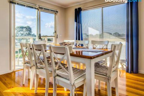 At The Beach - Accommodation Bookings 3