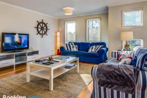 At The Beach - Accommodation Bookings 5