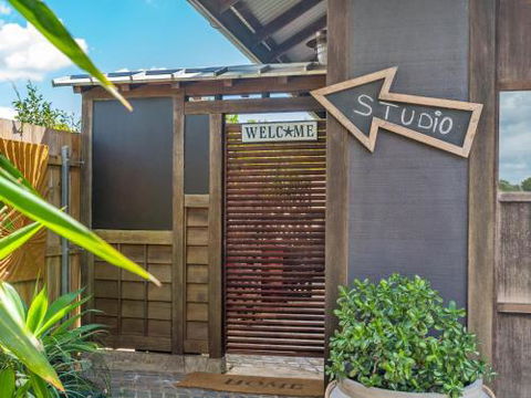 Black Beauty Studio - Accommodation Bookings 5