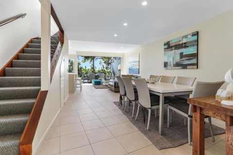 The Peachy Life Sunshine Beach - Accommodation Bookings 2