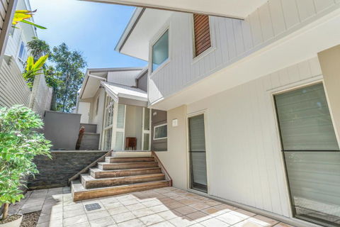 The Peachy Life Sunshine Beach - Accommodation Bookings 4