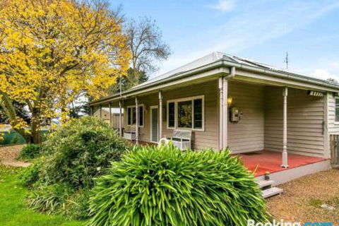 Elm Cottage - Accommodation Bookings 6
