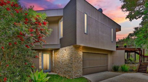 SURF Side SECRET INVERLOCH - Accommodation Bookings 0