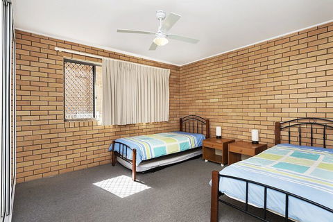 Ground Floor Air Conditioned Fabulous Waterviews Overlooking Pumicestone Passage - Accommodation Bookings 4