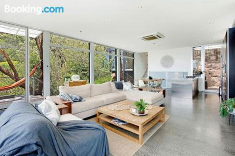 Above It All - Accommodation Bookings 6
