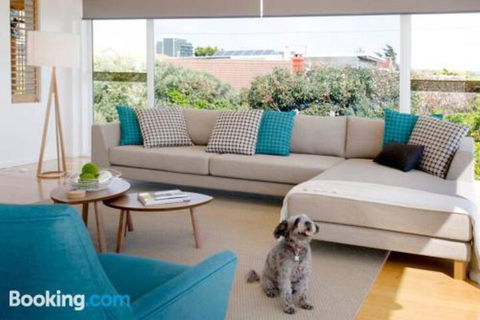 Anchor Beachfront Retreat - Accommodation Bookings 6