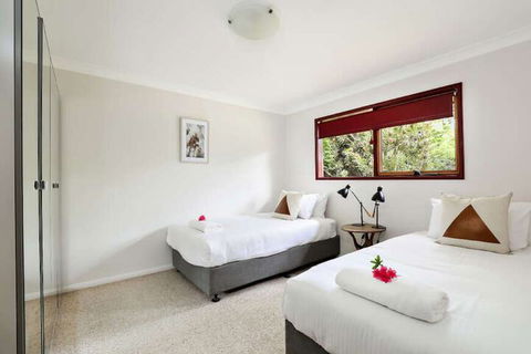 Mountain Den - Accommodation Bookings 3