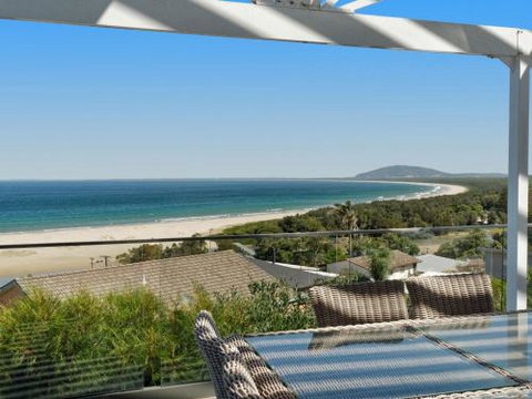 NANNY & POPPYS BEACH HOUSE Gerroa 4pm Check Out Sundays - Accommodation Bookings 3