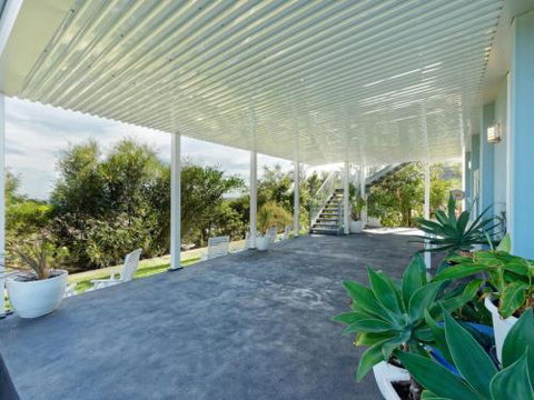 NANNY & POPPYS BEACH HOUSE Gerroa 4pm Check Out Sundays - Accommodation Bookings 1