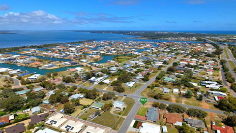 Mandurah Estuary Breeze - Accommodation Bookings 1
