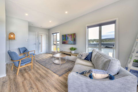 Archella 2 - Beautifully Appointed, Close To Golf Course & Play Ground - Accommodation Bookings 4