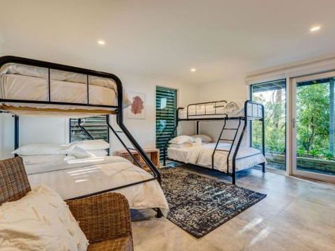 Aqua Pure At Hyams Beach 4pm Check Out Sundays - Accommodation Bookings 6
