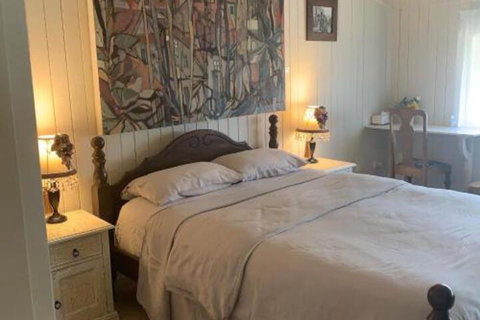 Hilltop Gallery - Accommodation Bookings 0
