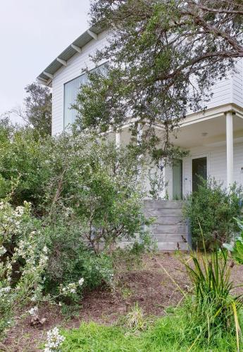 The White House Sandy Point - Accommodation Bookings 0