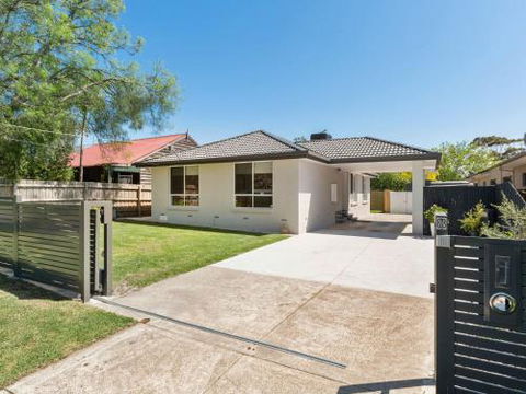 Rosebud Family Escape On Laurens - Accommodation Bookings 6
