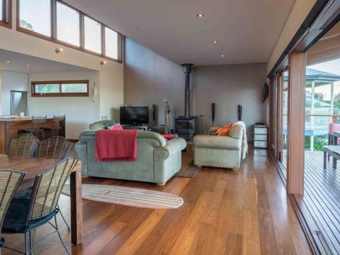 CARMELONE Gerroa 4pm Check Out On Sundays - Accommodation Bookings 6