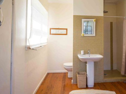 CARMELONE Gerroa 4pm Check Out On Sundays - Accommodation Bookings 1