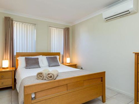 Loralyn In Sanctuary Point 4pm Check Out Sundays - Accommodation Bookings 4