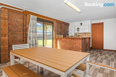 Stingray Shores Your Riverside Escape - Accommodation Bookings 5