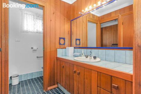 Stingray Shores Your Riverside Escape - Accommodation Bookings 6