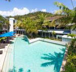 BY THE SEA SHORE STUNNING UNIT POOL SPA WIFI. - Accommodation Bookings
