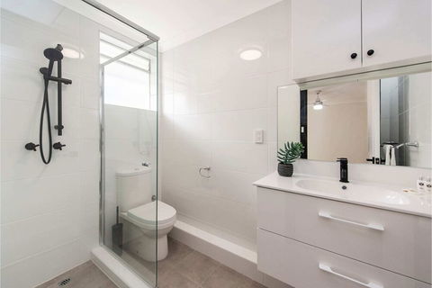 Executive 1BR Suite - Close To Foreshore & Cbd - Accommodation Bookings 4