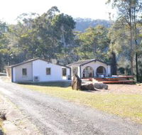 Quiet Rural Retreat with Spa - Accommodation Bookings