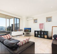 Stylish 2 Bdr Overlooking Parsley Bay H379 - Accommodation Bookings
