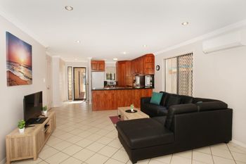 Oomoo 27a - Accommodation Bookings 5