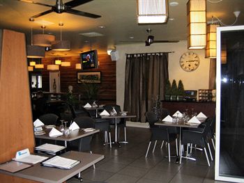 Discovery Cairns - Accommodation Bookings 5