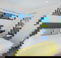 Round About Bulimba - Accommodation Bookings