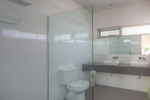 Villa Moyne - Accommodation Bookings 3