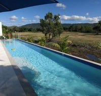 SoCal Swim Out 2 Bedroom Apartment - Accommodation Bookings