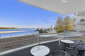 The Oak Room 106 - Accommodation Bookings 0