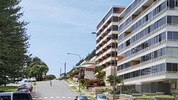 Point Break 2 Bedroom Apartment - Accommodation Bookings 4