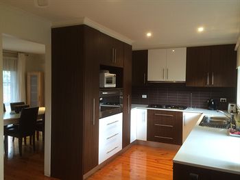 Australian Home Away Doncaster Elgar 2 - Accommodation Bookings 6