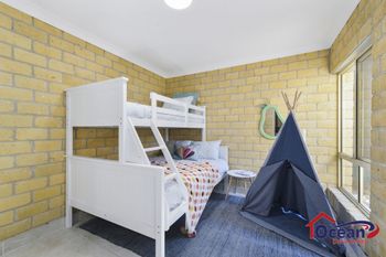BEACHSIDE HIDEAWAY BONNY HILLS - Accommodation Bookings 4