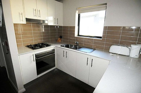 Blues Air 4 - Accommodation Bookings 2