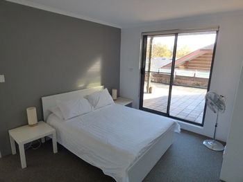 The Apartment Service ALEX2 - Accommodation Bookings 4