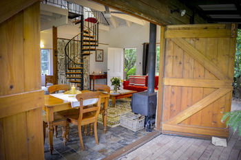Arcadia Bed & Breakfast & Cottages - Accommodation Bookings 6