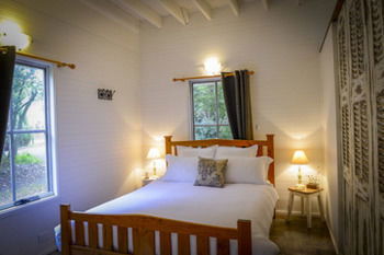 Arcadia Bed & Breakfast & Cottages - Accommodation Bookings 2
