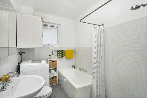 Chatswood Convenience JANET - Accommodation Bookings 0