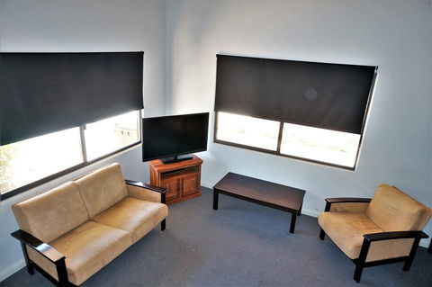 Ningaloo Breeze Villa 2 - Accommodation Bookings 3