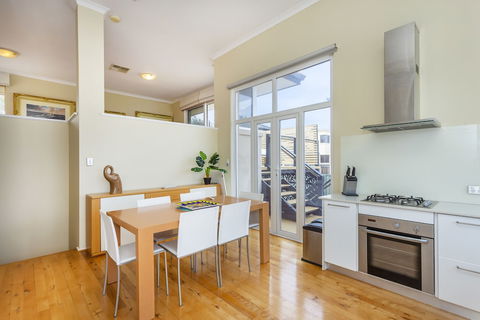 Scarborough Seaview Loft - Accommodation Bookings 3