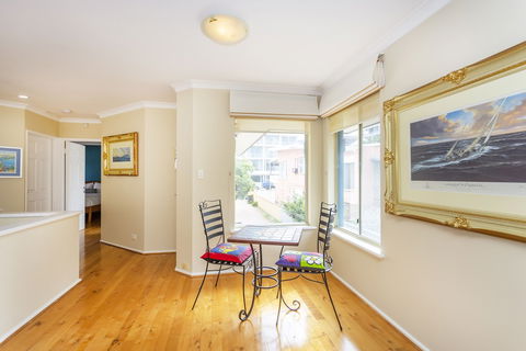 Scarborough Seaview Loft - Accommodation Bookings 1