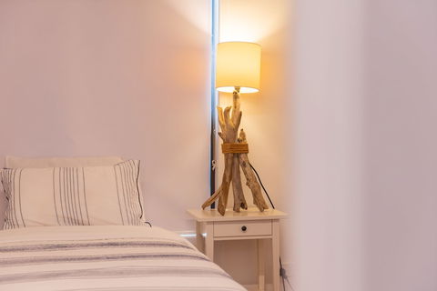 Coastal Cottage - Cannonvale - Accommodation Bookings 0