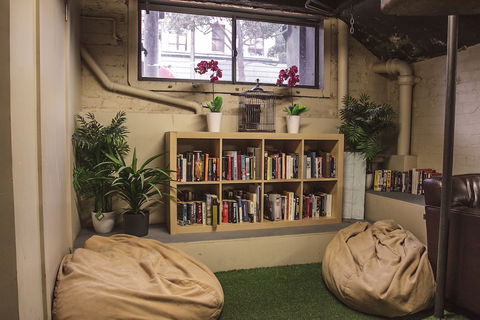 Mad Monkey Backpackers Bayswater - Accommodation Bookings 1